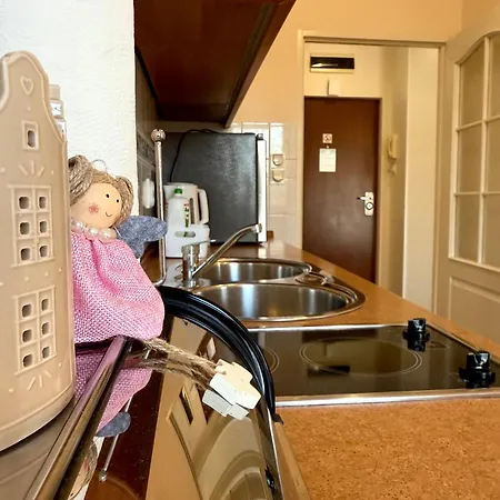 Al-dom Przy Plazy アパート コウォブジェク